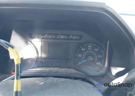 2016 Ford F-150 Xl z USA, uszkodzony, nr VIN 1FTMF1C80GKE64377